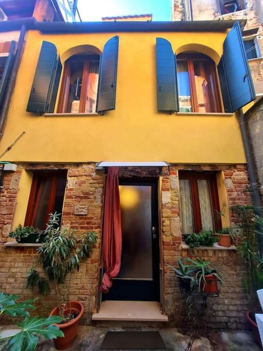 Ca 3 Leoni - Romantic House In The Heart Of Venetië Buitenkant foto